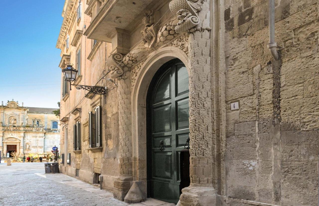 Porta Del Duomo Luxury By Barbarhouse Apartment Lecce Bagian luar foto