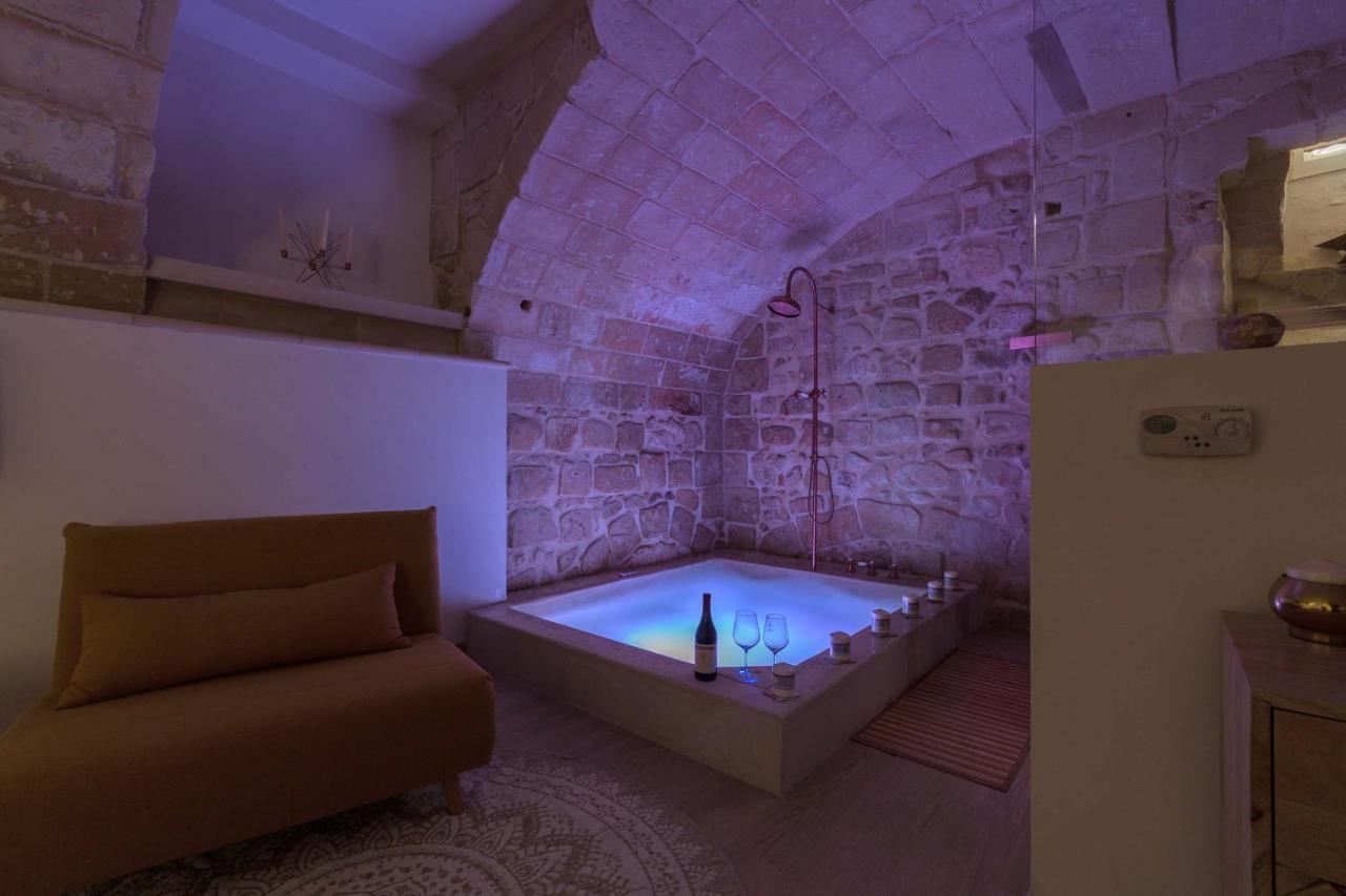 Porta Del Duomo Luxury By Barbarhouse Apartment Lecce Bagian luar foto