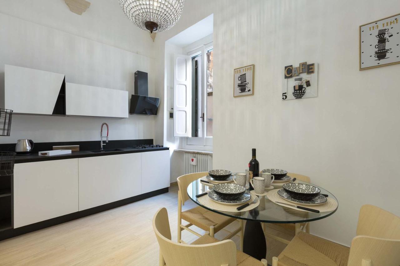 Porta Del Duomo Luxury By Barbarhouse Apartment Lecce Bagian luar foto