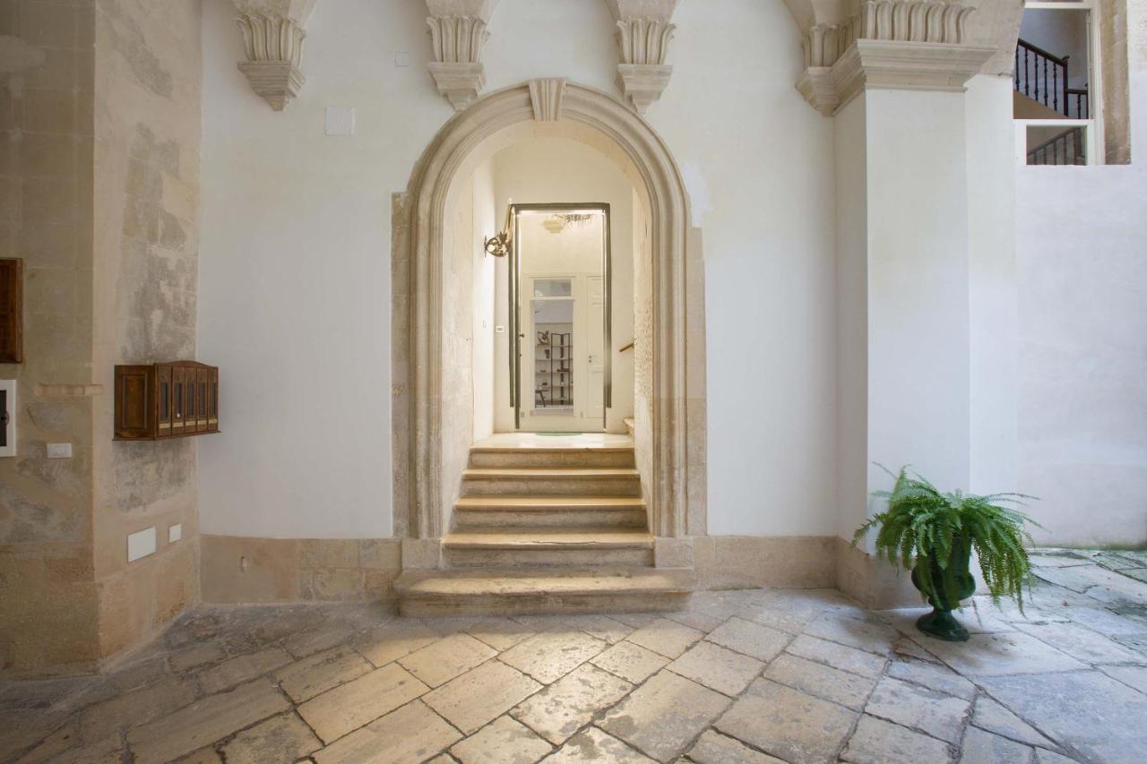 Porta Del Duomo Luxury By Barbarhouse Apartment Lecce Bagian luar foto