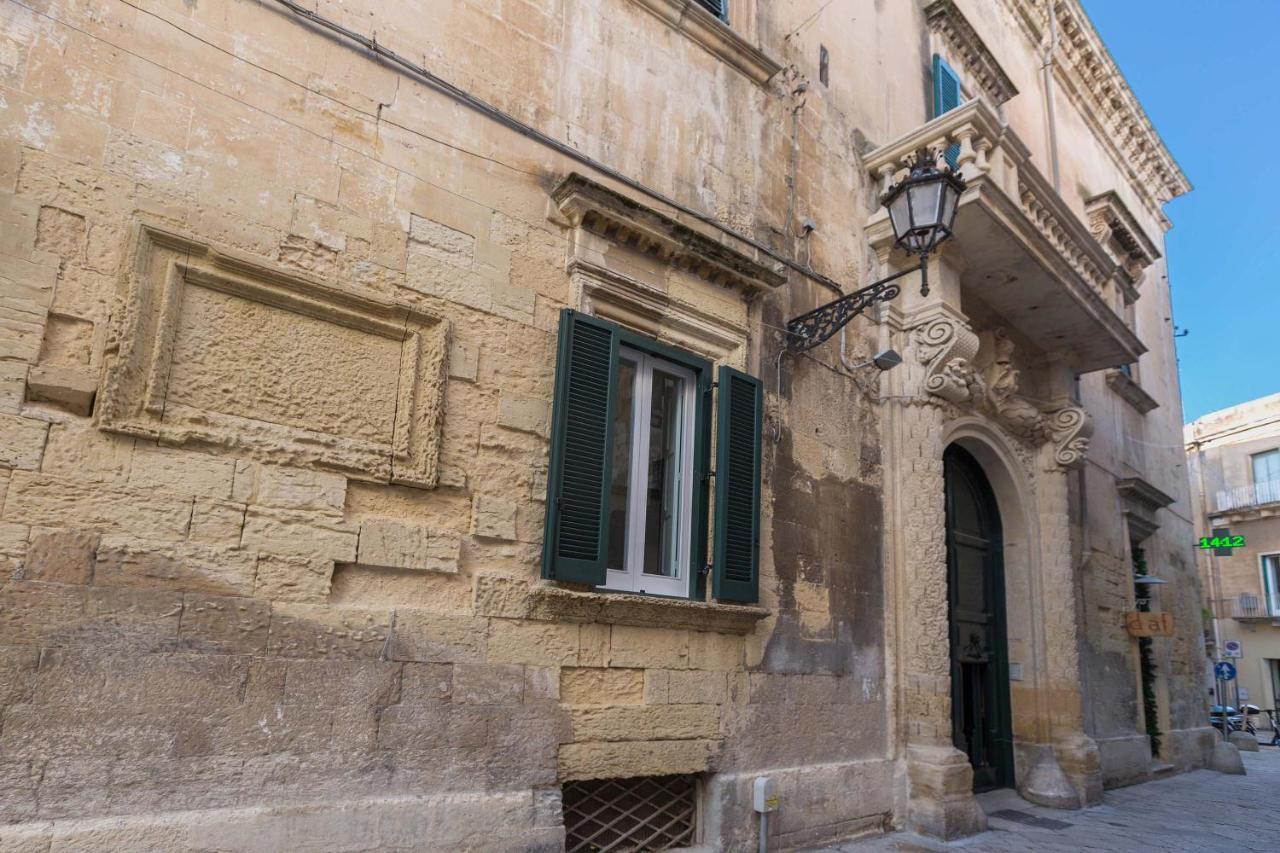 Porta Del Duomo Luxury By Barbarhouse Apartment Lecce Bagian luar foto